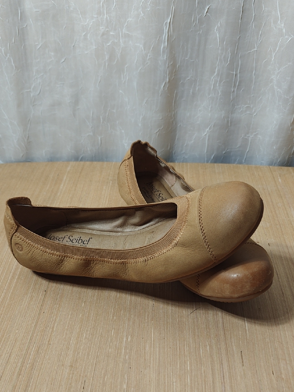 Josef Seibel Women's Light Brown Leather Slip-On Ballet Flats